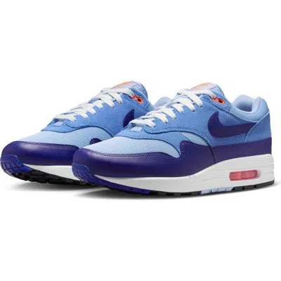 Nike Air Max 1 Essential Sneaker