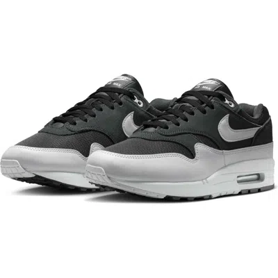 NIKE NIKE AIR MAX 1 ESSENTIAL SNEAKER
