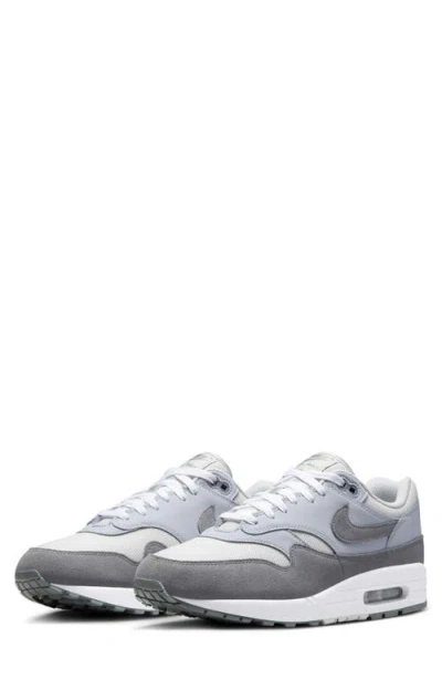 Nike Air Max 1 Sneaker In Photon Dust/smoke Grey/grey