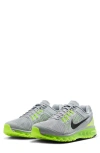 Nike Air Max 2013 Sneaker In Gray