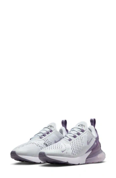 Nike Air Max 270 Sneaker In Gray