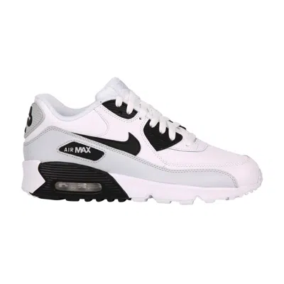 Pre-owned Nike Air Max 90 Essential | White | Kid's Size 7