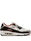 Nike Air Max 90 Se Sneakers In Neutrals