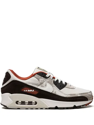 Nike Air Max 90 Se Sneakers In Neutrals