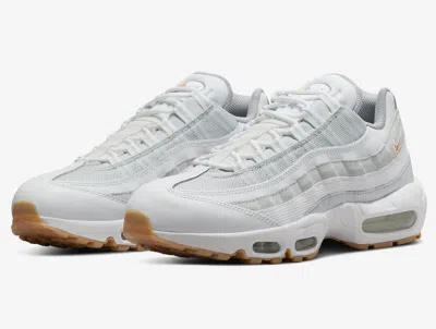 Nike Air Max 95 Low-top Sneakers In White