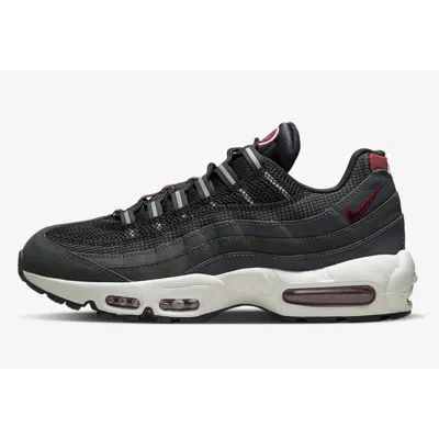Nike Air Max 95 Sneakers In Black