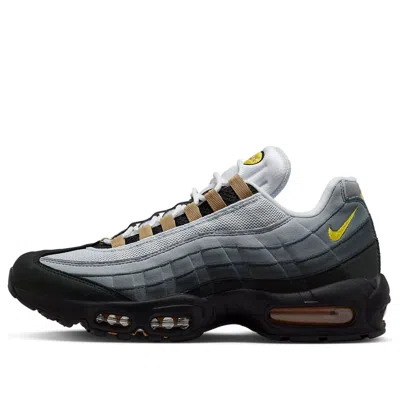 NIKE NIKE AIR MAX 95 'ICONS - YELLOW STRIKE'