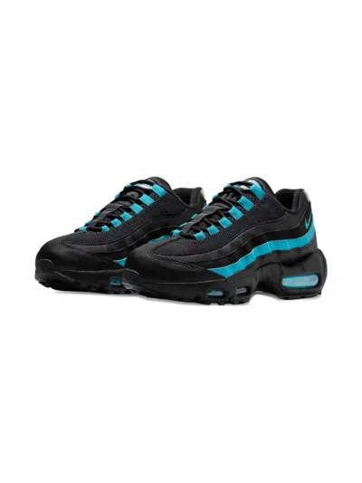 Nike Air Max 95 Recraft Low-top Sneakers In Black