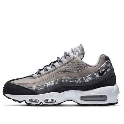 Nike Air Max 95 Se 'enigma Stone Camo' In Multi