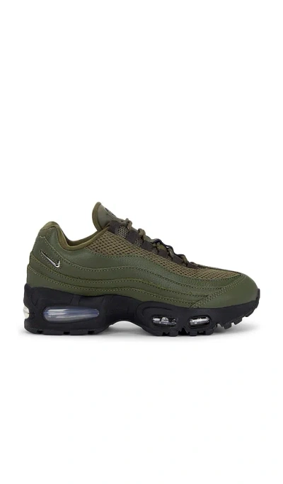 Nike Air Max 95 Slim Sneaker In Green