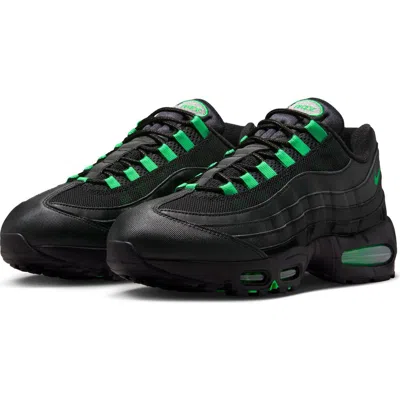 Nike Air Max 95 Sneaker