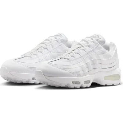 Nike Air Max 95 Sneaker In White