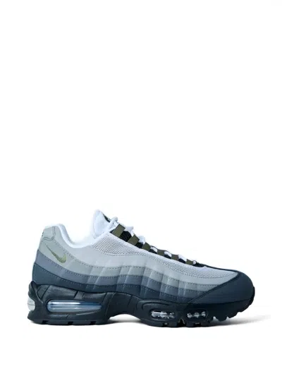 Nike Air Max 95 Sneakers In Blue