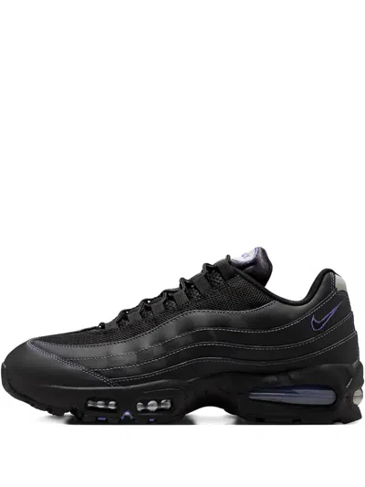 Nike Air Max 95 Trainers In Black