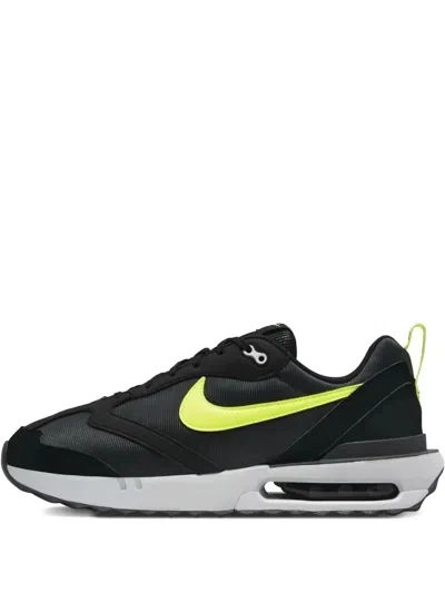 Nike Air Max Dawn Sneakers In Black
