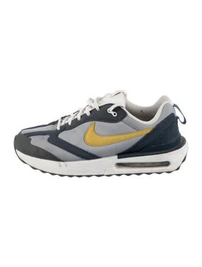 Pre-owned Nike Air Max Dawn Sneakers In Blue