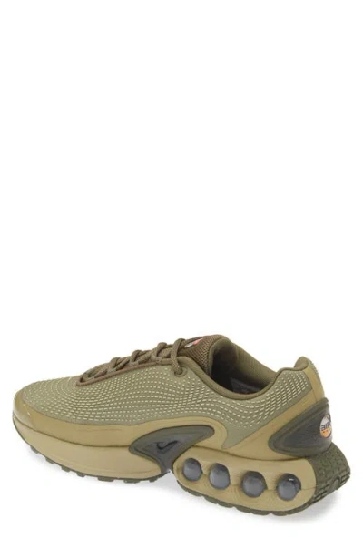 Nike Sneakers  Men Color Olive In Green