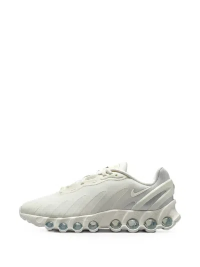 Nike Air Max Dn8 Sneakers In White