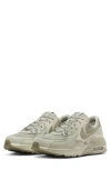 Nike Air Max Excee Sneaker In Black