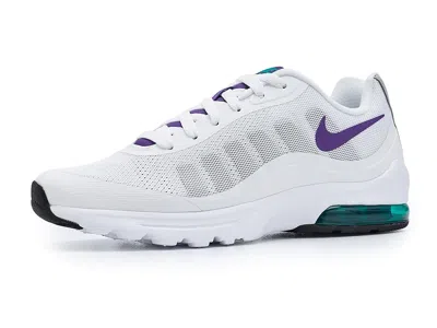 Nike Air Max Invigor In Multi