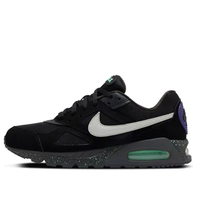 Nike Air Max Ivo Sneakers In Black