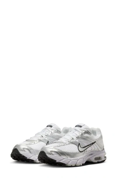 Nike Air Max Moto 2k Sneaker