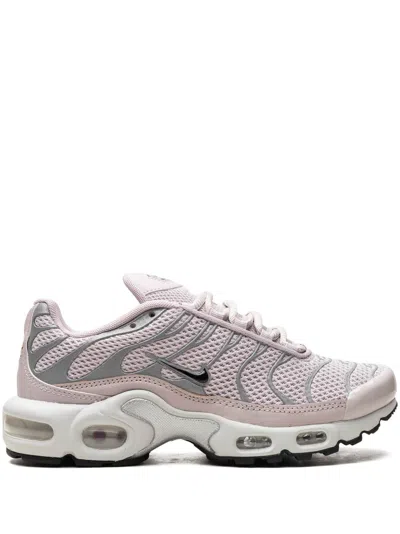 NIKE AIR MAX PLUS "PLATINUM VIOLET" SNEAKERS