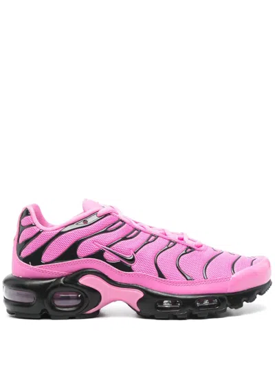 Nike Air Max Plus Se Sneakers In Pink