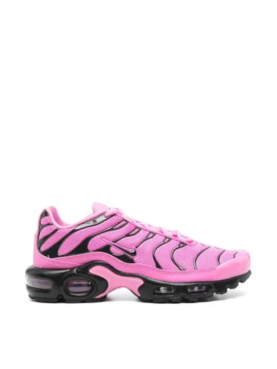 Nike Air Max Plus Se Tn Sneakers In Pink