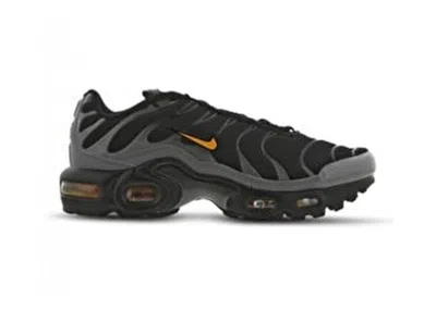 Pre-owned Nike Air Max Plus Sneakers In Black/laser Orange