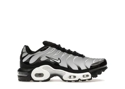 Pre-owned Nike Air Max Plus Sneakers In Black/metallic Silver/white