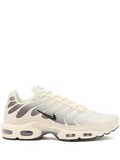 Nike Air Max Plus Sneakers In Multi
