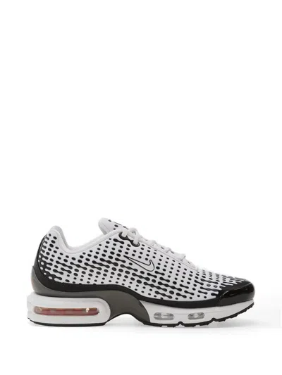 Nike Air Max Plus Vii Sneakers In White