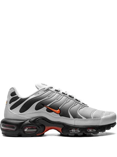 Nike Air Max Plus "wolf Grey Picante Red" Sneakers