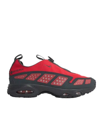 Nike Air Max Sndr Gtx Sneakers In Orange