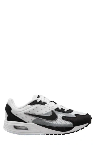 Nike Air Max Solo Sneaker In White/ Black/ Platinum