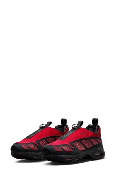 Nike Air Max Sunder Gore-tex® Waterproof Sneaker In Red