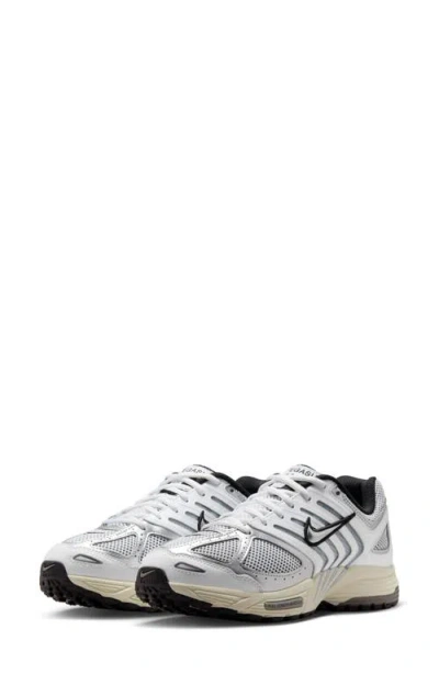 Nike Air Pegasus 2005 Sneaker