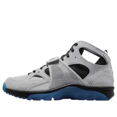 NIKE NIKE AIR TRAINER HUARACHE 'WOLF GREY'