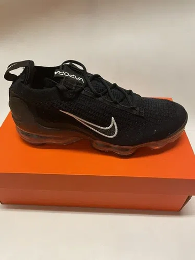 Pre-owned Nike Air Vapormax 2021 Flyknit Black Dc4112-002 Women's Size 11 / Men's 9.5 Us