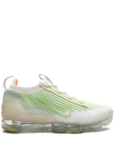 Nike Air Vapormax 2021 Flyknit "feel Love" Sneakers In 白色