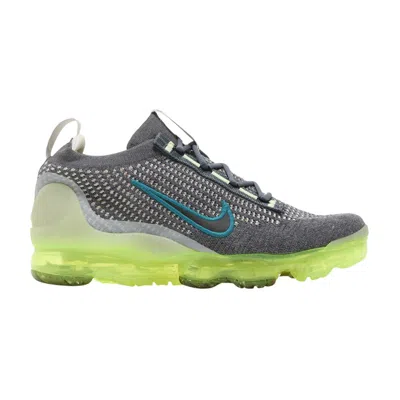 Pre-owned Nike Air Vapormax 2021 Flyknit Gs 'dark Grey Barely Volt' | Kid's Size 6