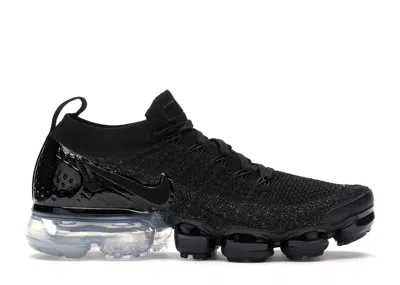 Pre-owned Nike Air Vapormax Flyknit 2 Patent (women's) Sneakers In Black/white