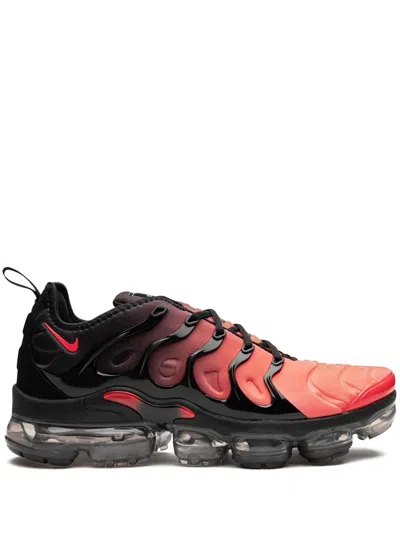 Nike Air Vapormax Plus Sneakers In Black