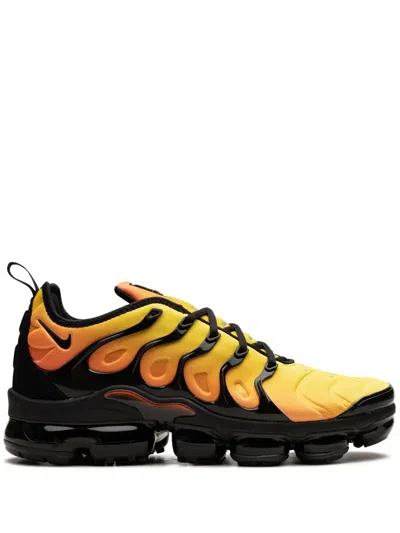 Nike Air Vapormax Plus Sneakers In Multi
