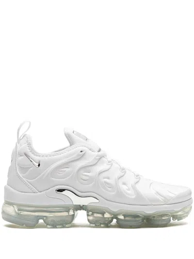 Nike Air Vapormax Plus "white/chrome" Sneakers In White/metallic Silver