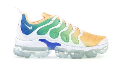 Pre-owned Nike Air Vapormax Plus (women's) Sneakers In White/light Menta
