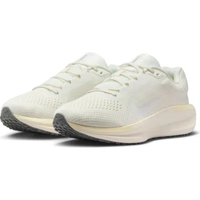 Nike Air Winflo 11 Running Shoe In Blue
