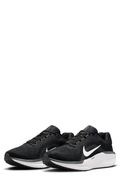 Nike Air Winflo 11 Running Shoe In Black