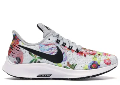 Pre-owned Nike Air Zoom Pegasus 35 Floral (women's) Sneakers In Pure Platinum/black/white